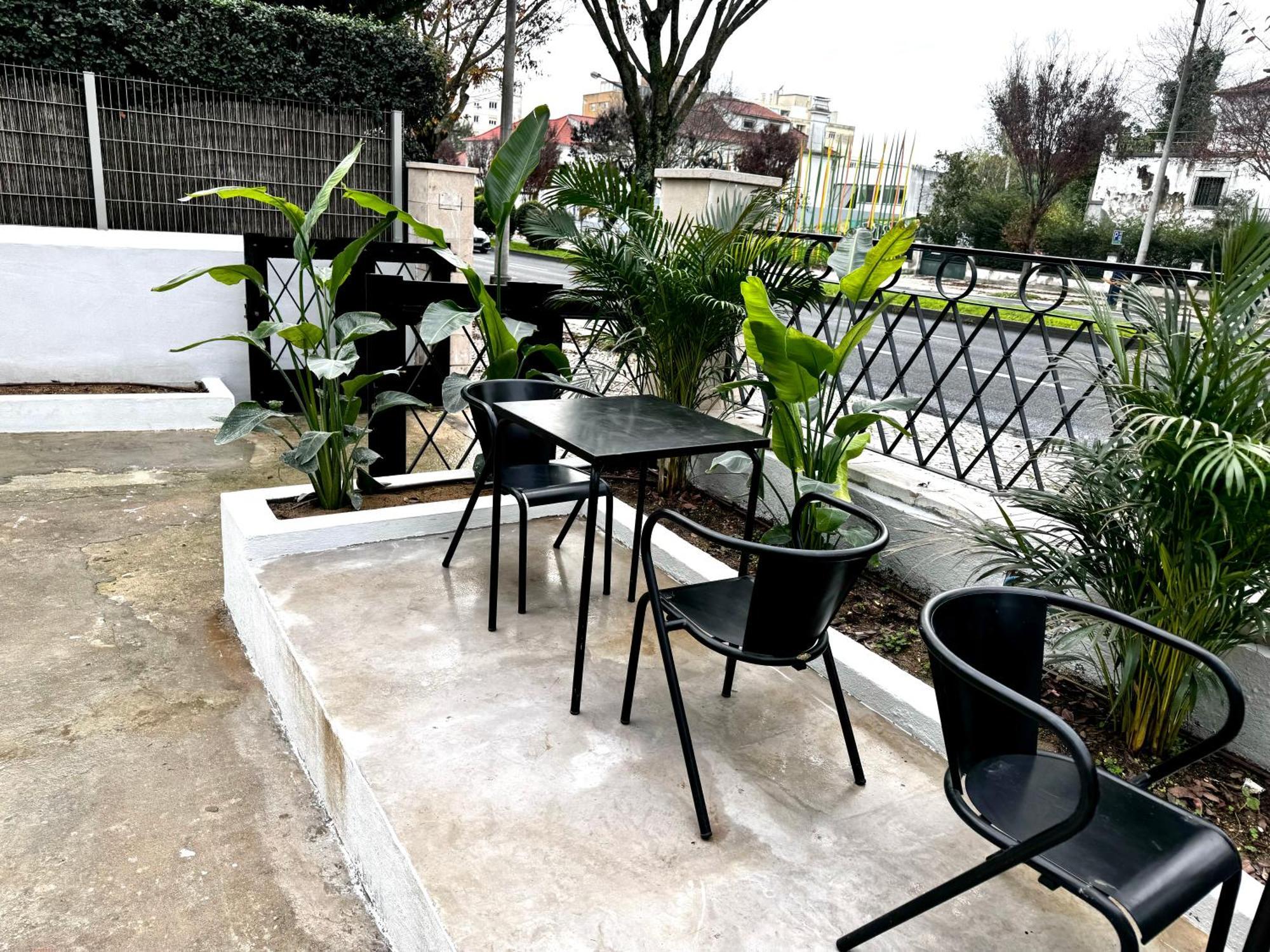 Relax And Explore Lisbon Suites And Rooms Bagian luar foto